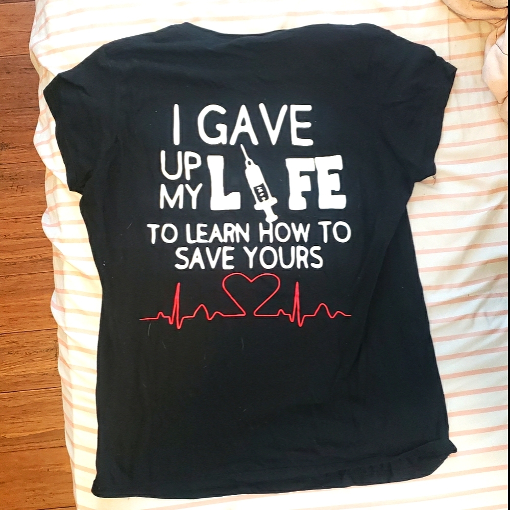 Black nursing student t- shirt